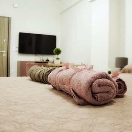 Dionisooss Apartment Атина Екстериор снимка